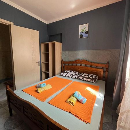 Guest House Barbi Batumi Exteriér fotografie