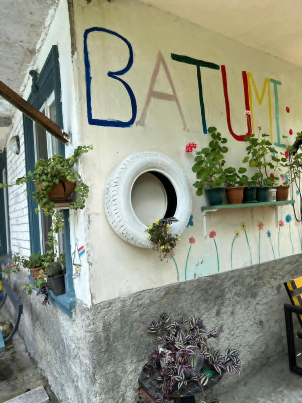 Guest House Barbi Batumi Exteriér fotografie