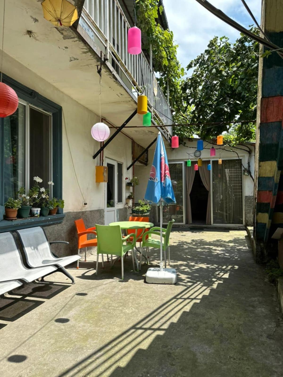 Guest House Barbi Batumi Exteriér fotografie